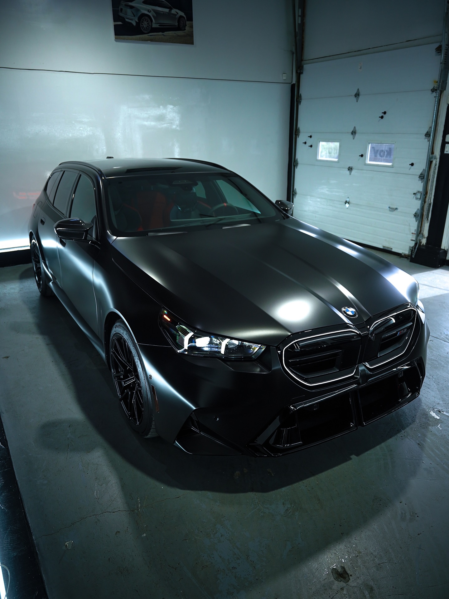 BMW M5 Touring, Satin Black